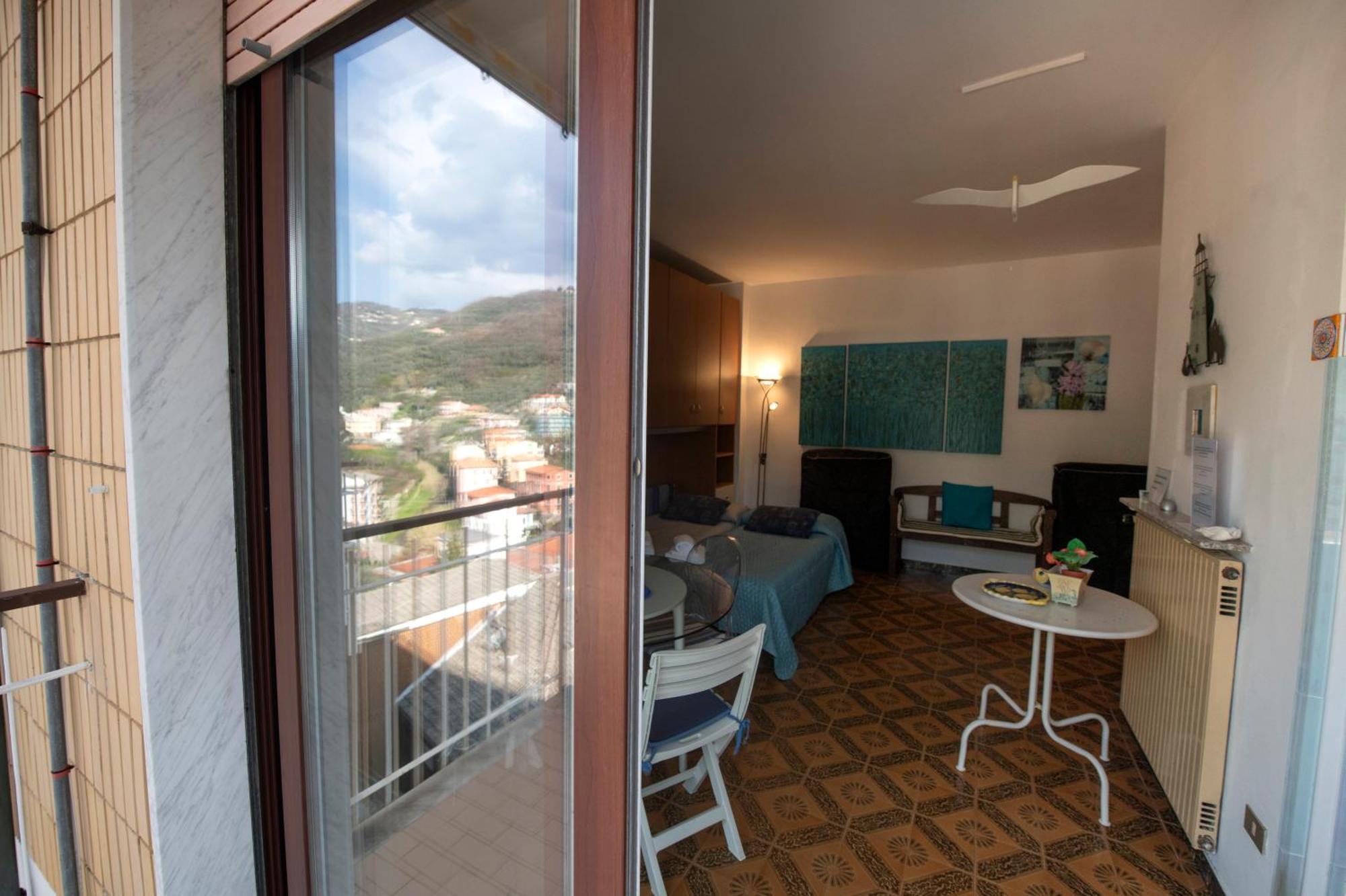 239 - Casa Del Sole Vista Mare Moneglia - 5Minuti A Piedi Dal Mare - Parcheggio Privato Apartamento Exterior foto